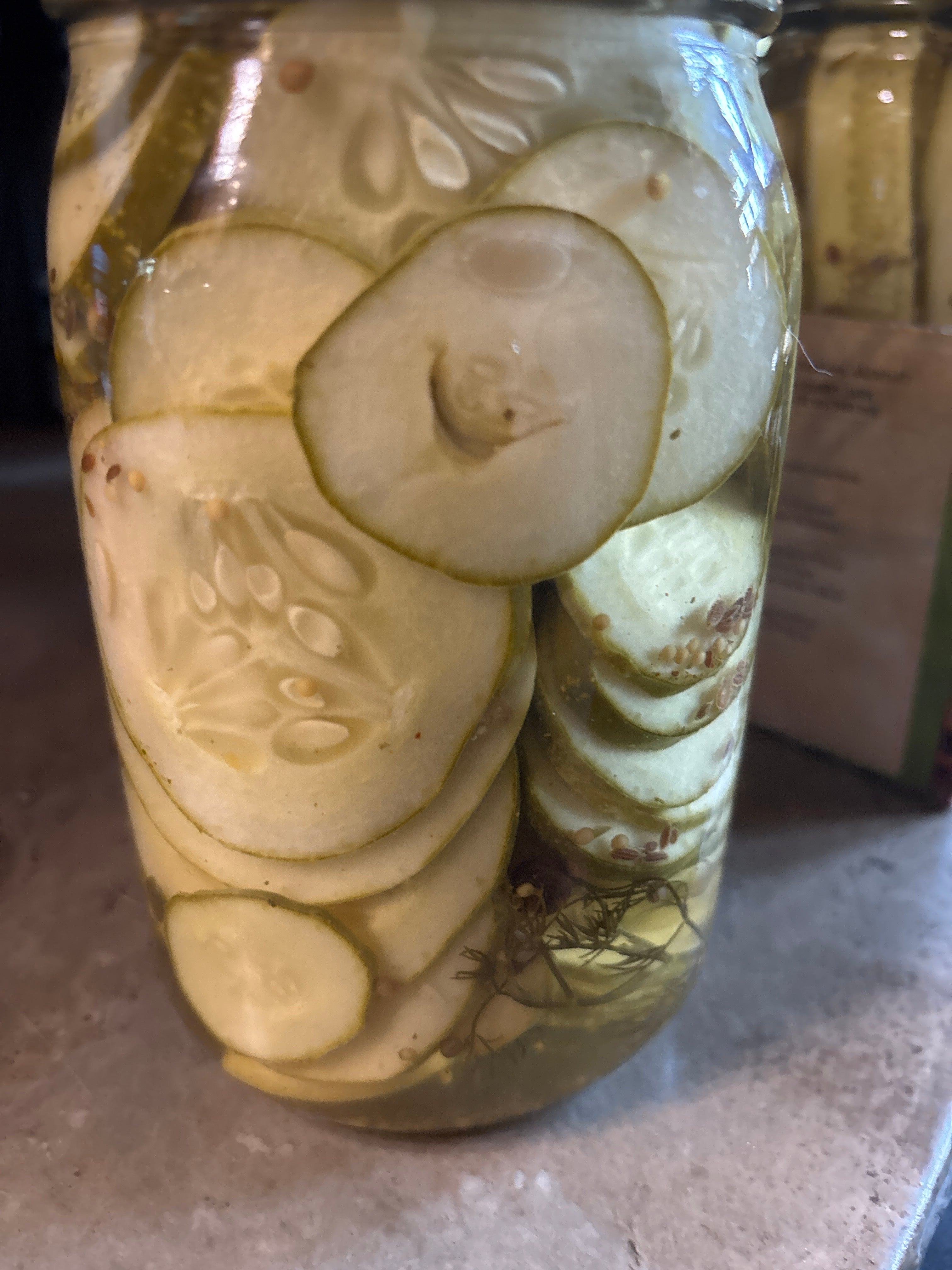 Hot Dill Pickles - Slices